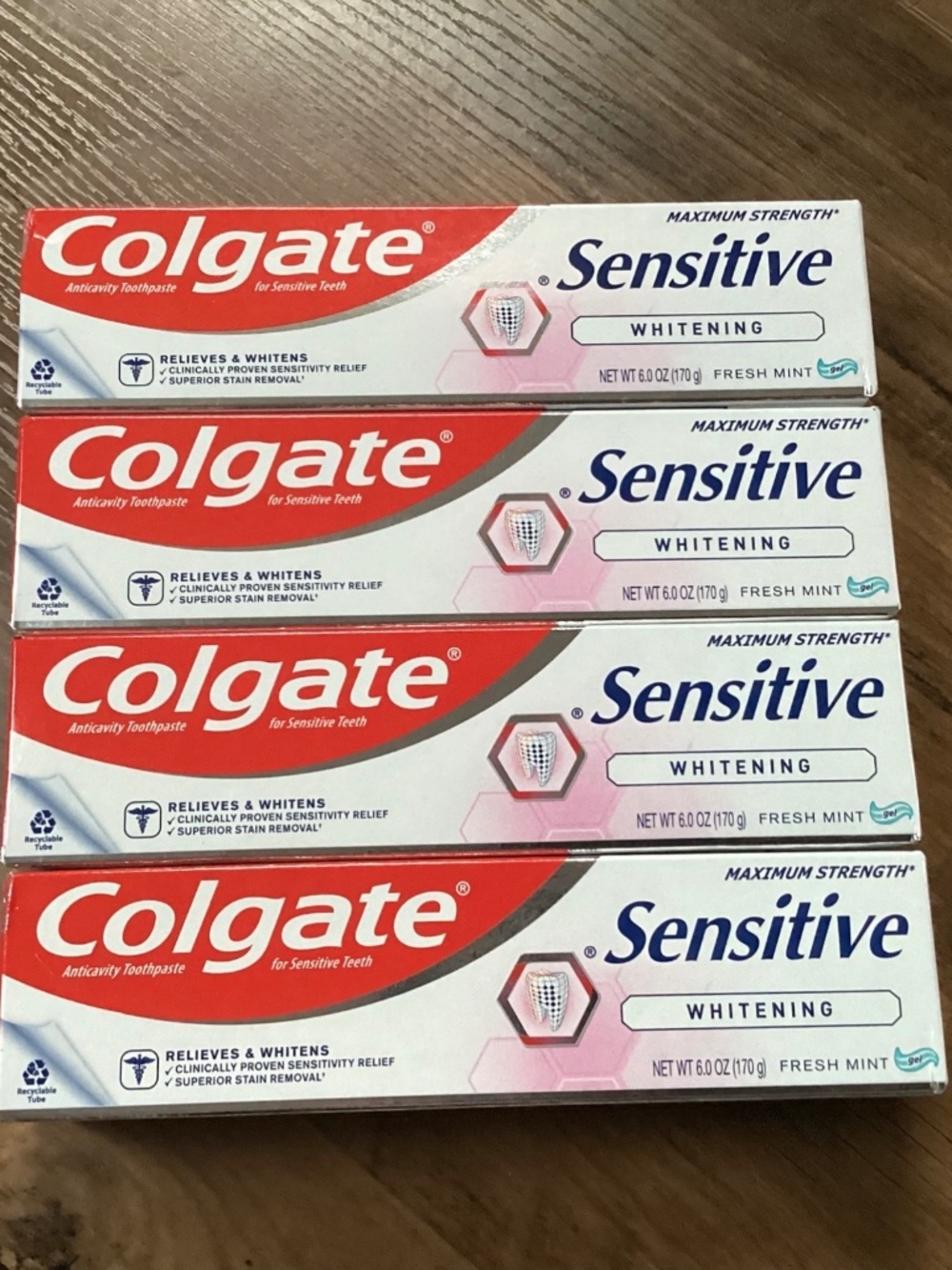 Colgate Sensitive Whitening Toothpaste 6oz Fresh Mint Gel Pack of 4 New